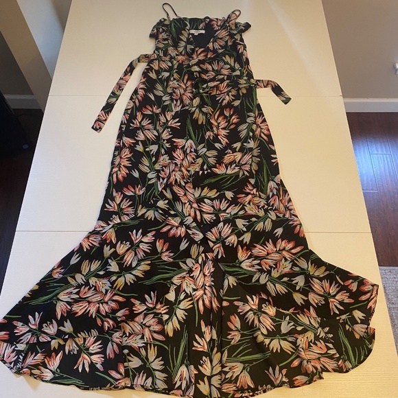 Likely Rae Ruffled Floral Maxi Wrap Dress Size 4 - Picture 6 of 16